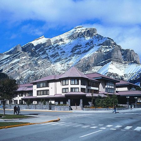 Elk + Avenue Hotel Banff Exterior photo