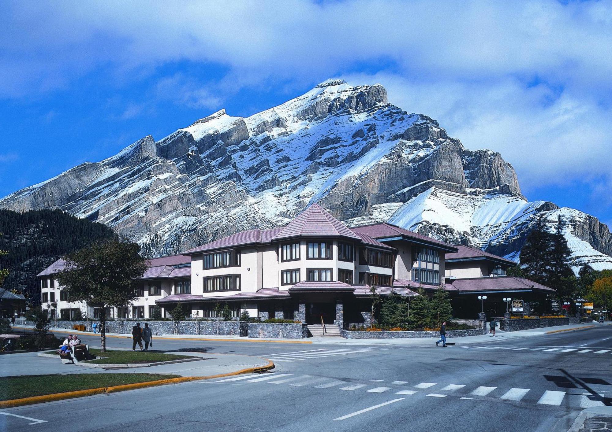 Elk + Avenue Hotel Banff Exterior photo