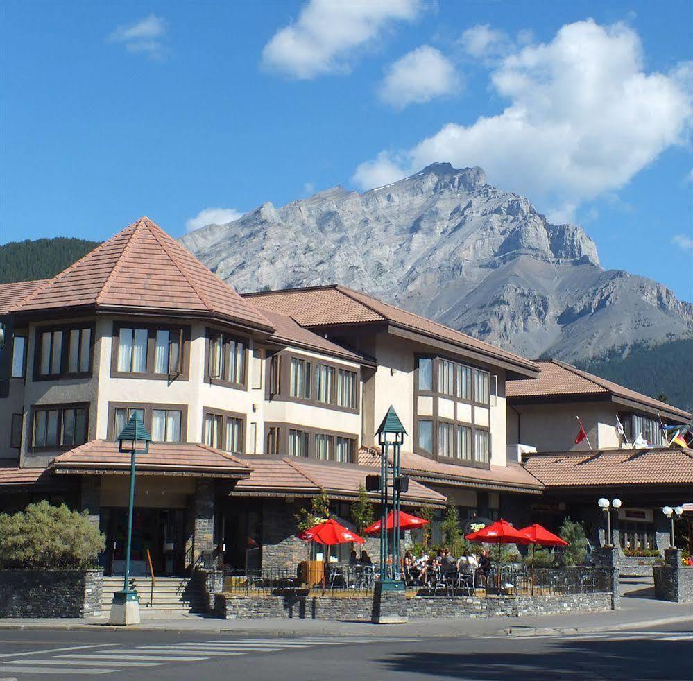 Elk + Avenue Hotel Banff Exterior photo