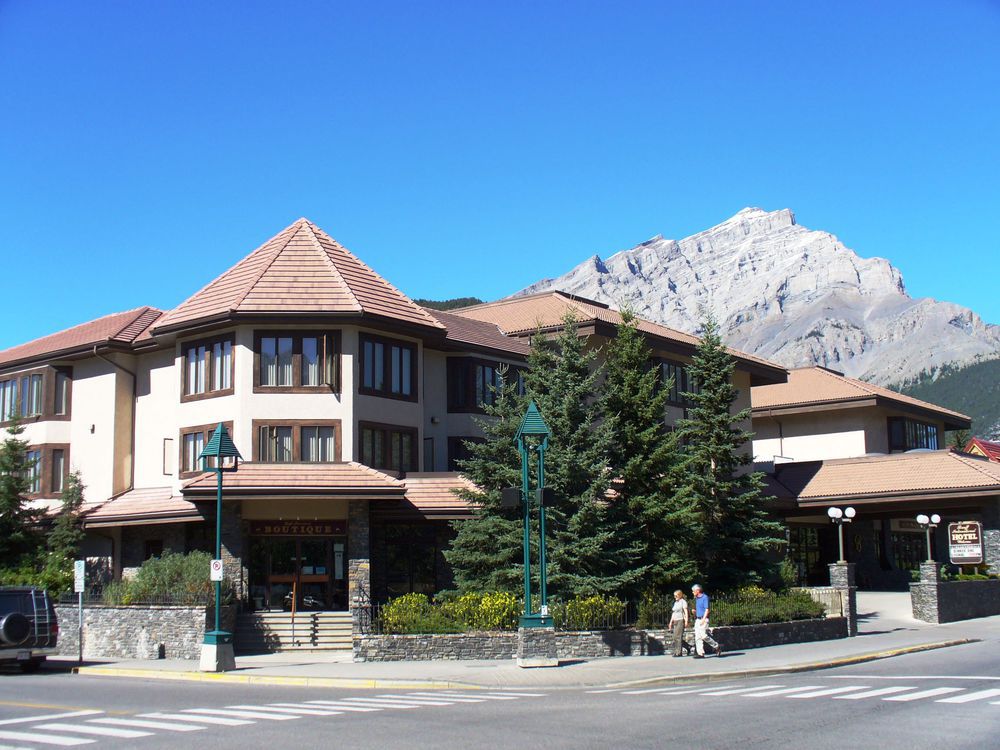 Elk + Avenue Hotel Banff Exterior photo